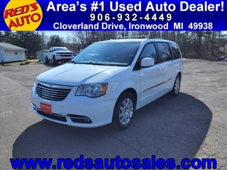 2014 Chrysler Town And Country for sale in Ironwood MI