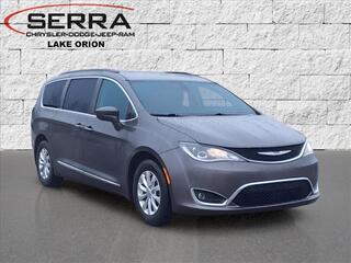 2017 Chrysler Pacifica for sale in Lake Orion MI