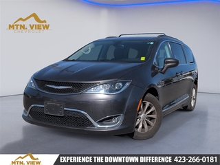 2017 Chrysler Pacifica for sale in Chattanooga TN
