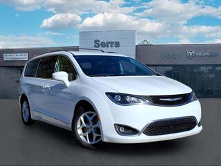 2018 Chrysler Pacifica for sale in Lake Orion MI