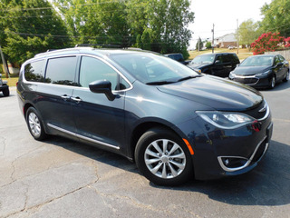 2019 Chrysler Pacifica for sale in Clarksville TN