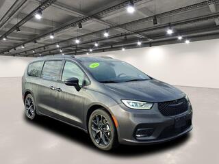 2022 Chrysler Pacifica for sale in Elma NY