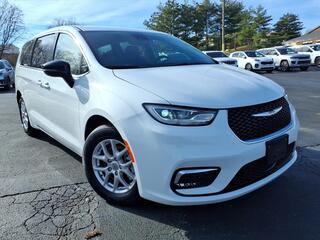 2024 Chrysler Pacifica for sale in Clarksville TN