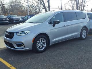 2024 Chrysler Pacifica for sale in Taylor MI