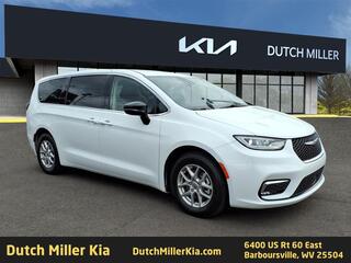 2024 Chrysler Pacifica for sale in North Haven CT