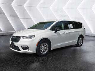 2024 Chrysler Pacifica for sale in Knoxville TN