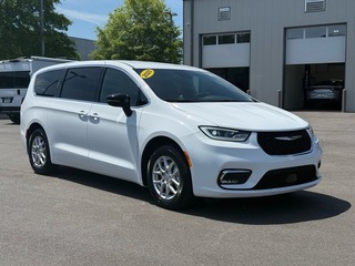2025 Chrysler Pacifica