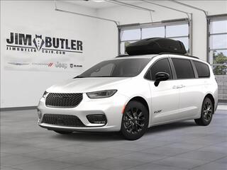 2025 Chrysler Pacifica for sale in Linn MO
