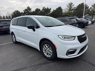 2026 Chrysler Pacifica for sale in Janesville WI