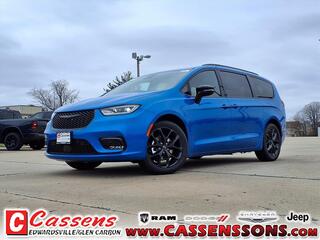 2026 Chrysler Pacifica for sale in Glen Carbon IL