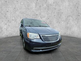 2014 Chrysler Town And Country for sale in Roselle NJ
