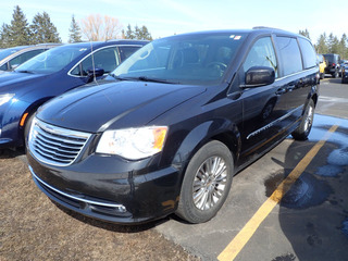 2015 Chrysler Town & Country for sale in Pickford MI