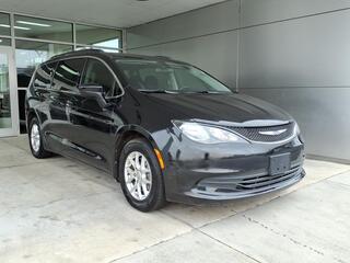 2020 Chrysler Voyager