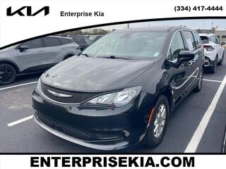 2023 Chrysler Voyager