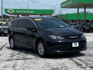 2023 Chrysler Voyager