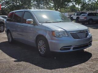 2013 Chrysler Town And Country