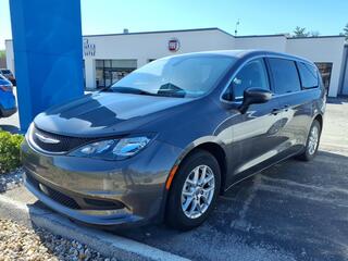 2022 Chrysler Voyager