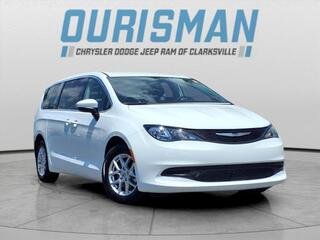 2022 Chrysler Voyager