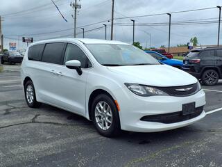 2023 Chrysler Voyager