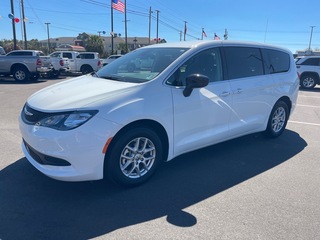 2024 Chrysler Voyager