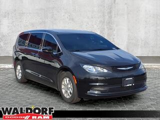 2025 Chrysler Voyager