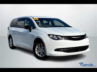 2026 Chrysler Voyager