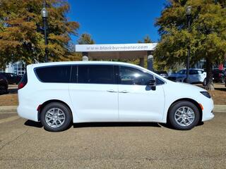 2026 Chrysler Voyager
