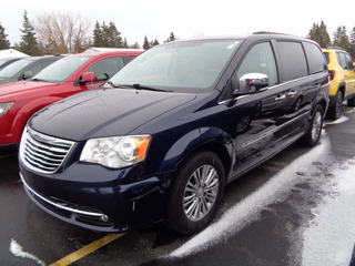 2014 Chrysler Town & Country for sale in Pickford MI