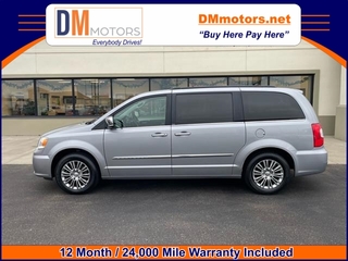 2014 Chrysler Town And Country for sale in St Cloud MN