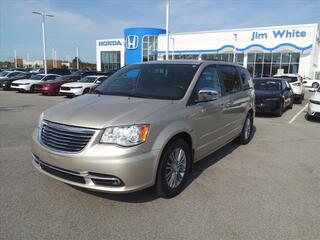 2015 Chrysler Town And Country