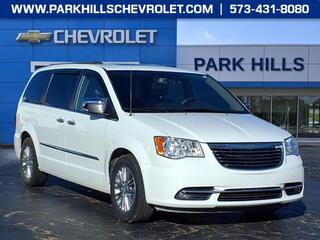 2016 Chrysler Town And Country for sale in Park Hills MO