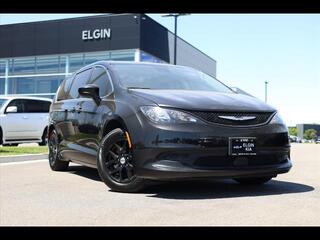 2023 Chrysler Voyager