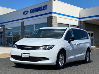 2024 Chrysler Voyager