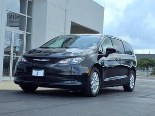 2022 Chrysler Voyager for sale in Shelbyville IN