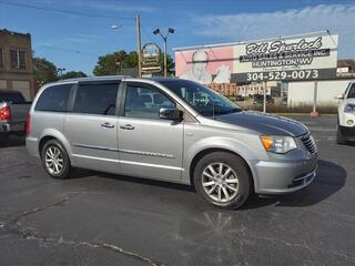 2014 Chrysler Town And Country