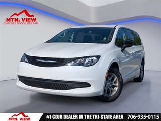 2024 Chrysler Voyager