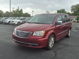 2013 Chrysler Town And Country