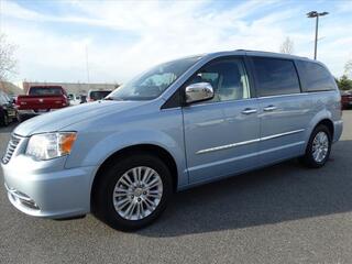 2013 Chrysler Town & Country