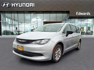 2024 Chrysler Voyager