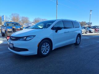 2024 Chrysler Voyager