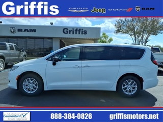 2026 Chrysler Voyager