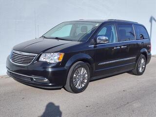 2016 Chrysler Town And Country for sale in Indianapolis IN