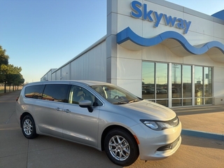 2023 Chrysler Voyager