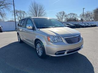 2014 Chrysler Town And Country