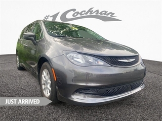 2022 Chrysler Voyager