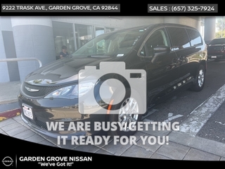 2023 Chrysler Voyager