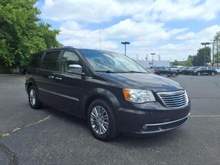 2014 Chrysler Town And Country