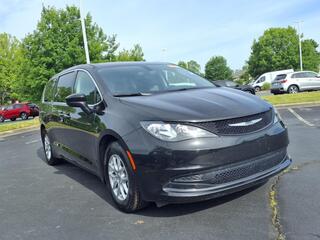 2022 Chrysler Voyager