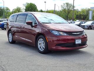 2023 Chrysler Voyager