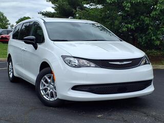 2025 Chrysler Voyager